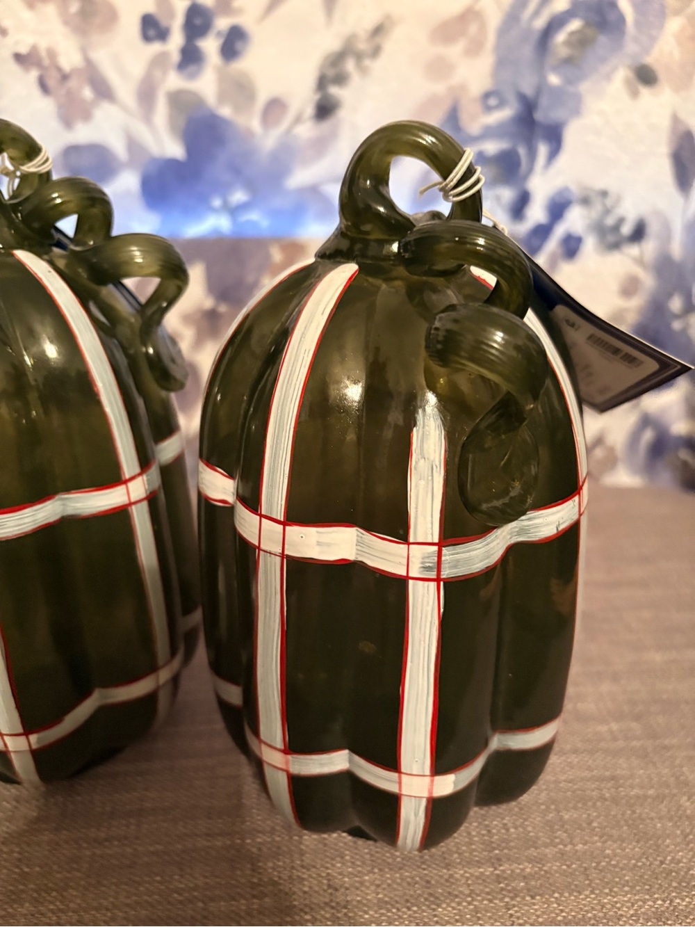NWT Southern Living Dillards Green Mouth Blown Glass Pumpkin Artisan Decor 8.5" - Picture 7 of 10